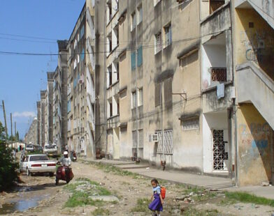 ¿Crisis urbana? El problema no es el desarrollo, es la falta de actualización. Fuente: Wikipedia.